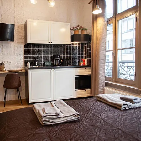 Luxury Meir By Rikas Apartament