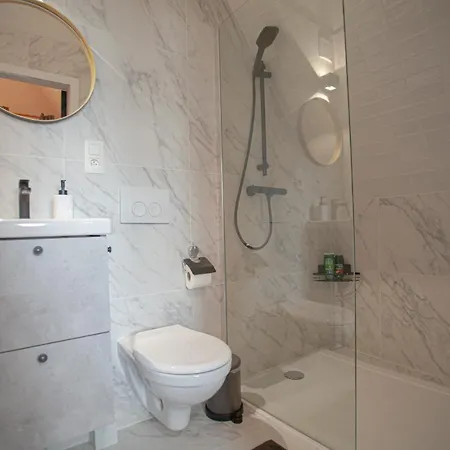 Luxury Meir By Rikas Antwerpia